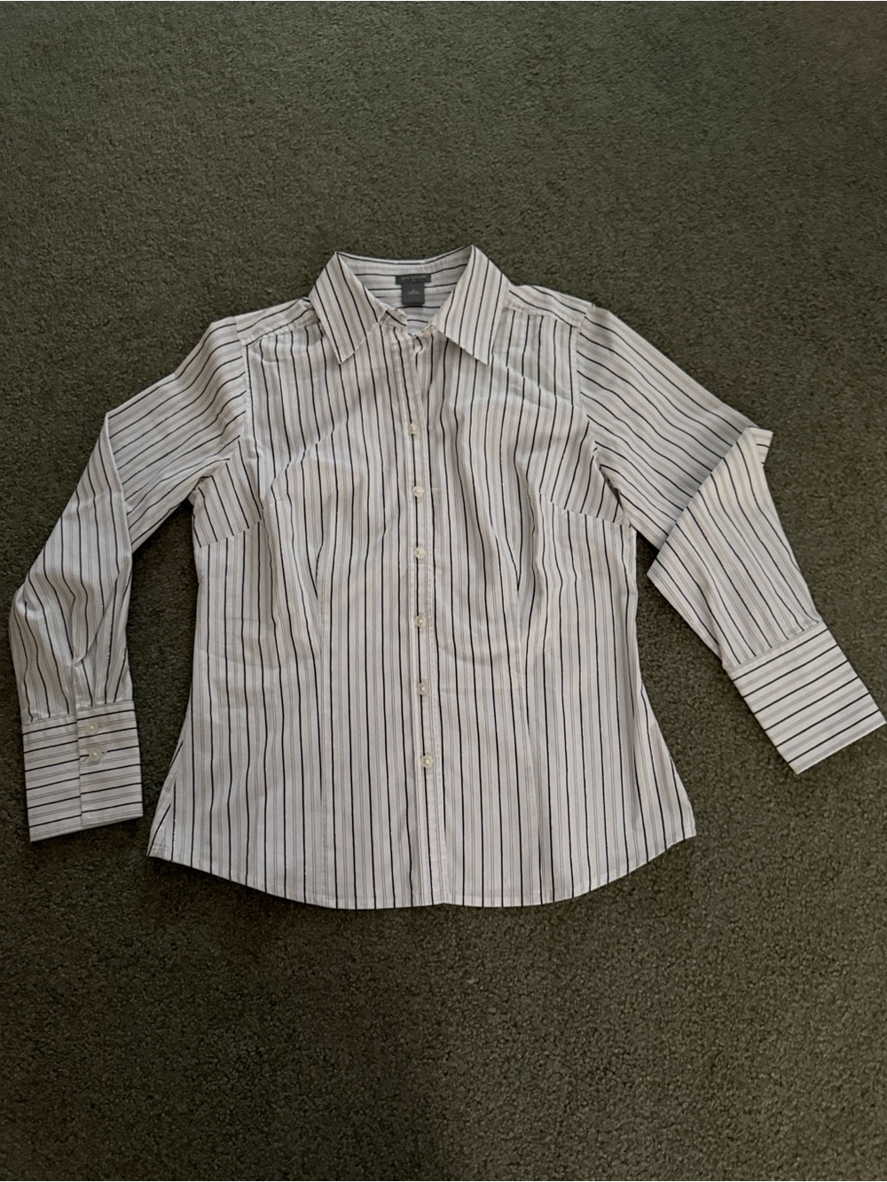 Ann Taylor White Black Silver Metallic Stripe Button Down Shirt Blouse Size 8